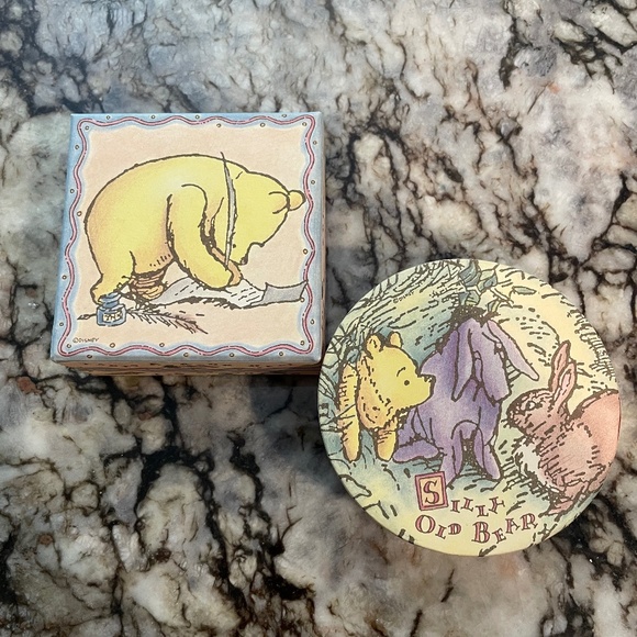 Set of 2 Classic Pooh Trinket Boxes - Picture 1 of 4